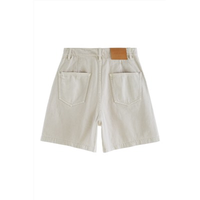 Short Beige