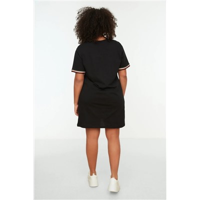 Siyah Bisiklet Yaka %100 Pamuk Kolları Biye Detaylı Örme Büyük Beden T-shirt Elbise TBBSS22EL1591