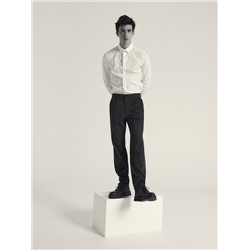 Loose fit trousers