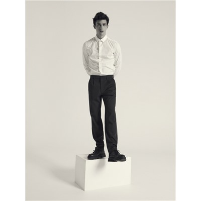 Loose fit trousers