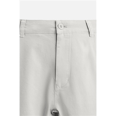 PANTALÓN CHINO