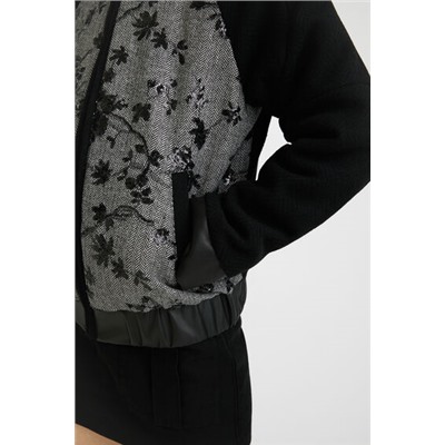 Chaqueta bomber lana bordada
