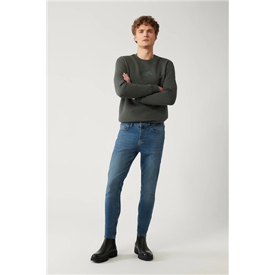 Avva Erkek Mavi Eskitme Yıkamalı Esnek Ekstra Slim Fit Dar Kesim Jean Pantolon E003513