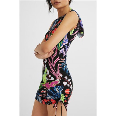 Vestido corto slim fruncido