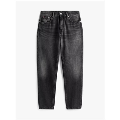 Tapered Relaxed Black Wash Jean