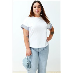 Beyaz Oversize Kolda Çizgili Poplin Kumaş Detaylı %100 Pamuk Örme Büyük Beden T-Shirt TBBSS24BF00001