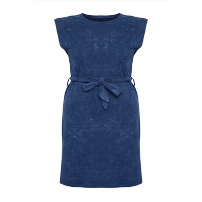 Indigo Kolları Vatklaı Kuşaklı Yıkamalı Örme Büyük Beden T-shirt Elbise TBBSS25AH00008