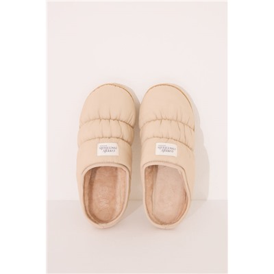 Zapatillas casa nylon acolchado beige