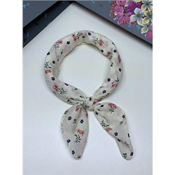 Платок женский с цветочным рисунком (70*70 см.) арт. 250943