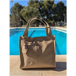 PELLE · SHOPPER 24 (700)