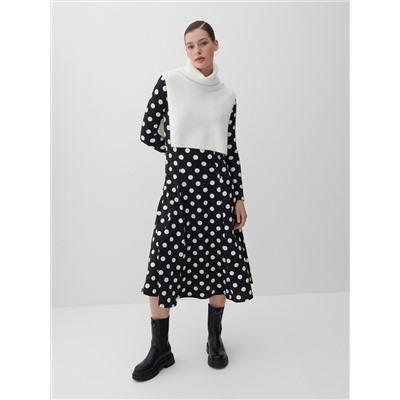 Kleid mit Punkten