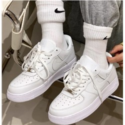 Кроссовки Nike
