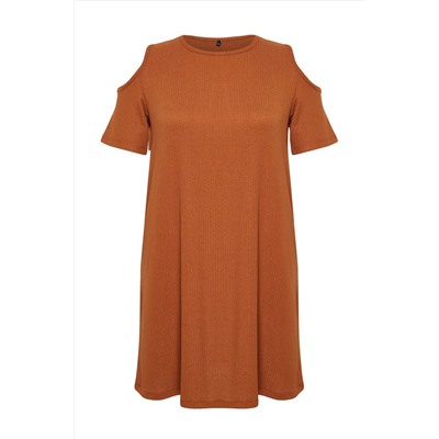 Kahverengi A-line Cut-Out Detaylı Örme Elbise TBBSS22EL2986