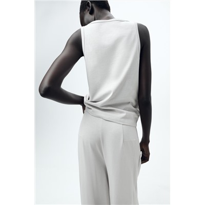 MINIMALIST SLOGAN TOP