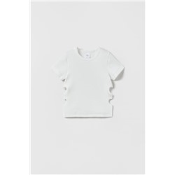 CAMISETA RIB CUT OUT CORAZONES