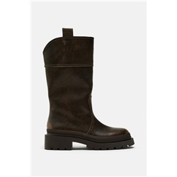 FEW ITEMS LEFT FLAT BOOTS WITH RUBBERISED SOLE