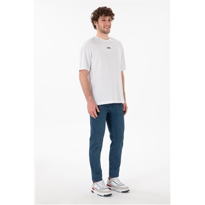 Erkek Comfort Fit Bisiklet Yaka Beyaz Tişört