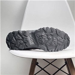 Зимние кроссовки Asic*s