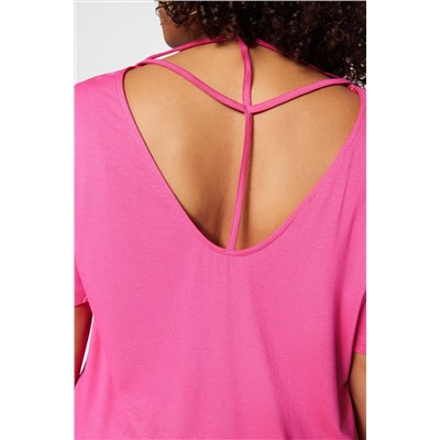Pembe Yaka Detaylı Örme T-Shirt TBBSS22TS0877