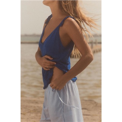 RUFFLED STRAPPY KNIT TOP
