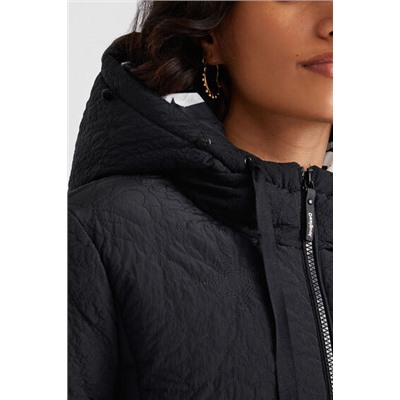 Chaqueta slim acolchada capucha