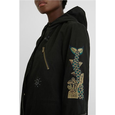 Parka capucha parches