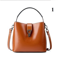 Сумка хорошего качества, в живую лучше смотрится чем на фото.