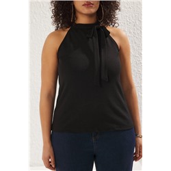 Siyah Halter Yaka Bağlama Detaylı Örme Büyük Beden Bluz TBBSS25AF00007
