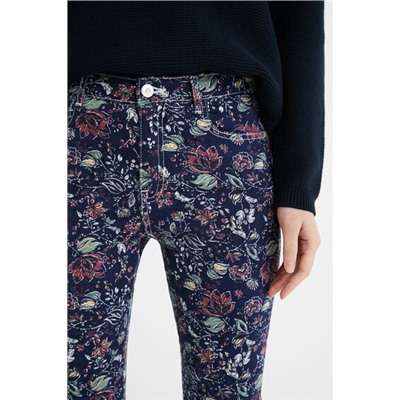 Pantalon skinny tobillero flores