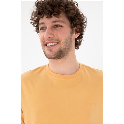 Erkek Regular Fit Bisiklet Yaka Turuncu Basic Tişört