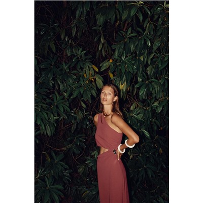 ASYMMETRIC MIDI DRESS WITH APPLIQUÉ