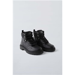 MOUNTAIN BOOTS