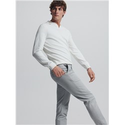 Schlichte Chinohose