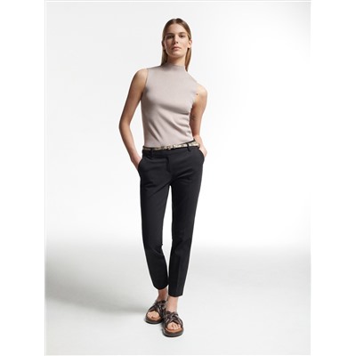 Zigarettenhose mit Gürtel