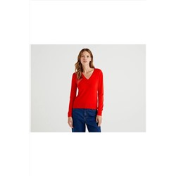 United Colors of Benetton Benetton Kadın Nar Çiçeği V Yaka Merino Kazak 122A1002D4488-35D