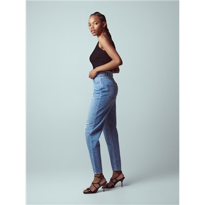 Jeans im Mom-Fit in Used-Optik