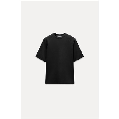 T-SHIRT WITH BUCKLE SHOULDER PADS
