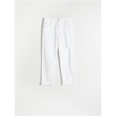 Stretch-Jeans im Boyfriend-Fit