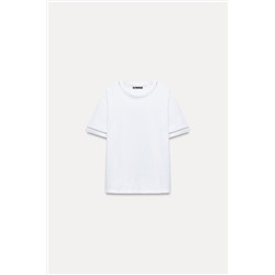 LACE TRIM T-SHIRT