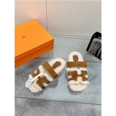Меховые женские шлепки Herme*s Chypr*e