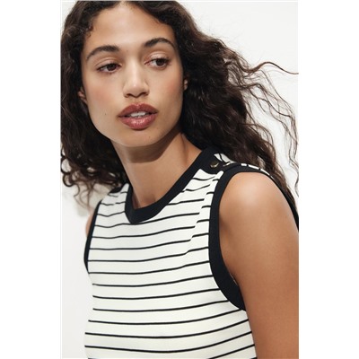 FEW ITEMS LEFT STRIPED BUTTON T-SHIRT