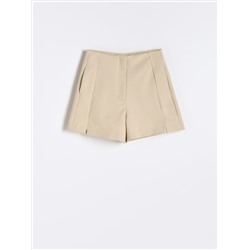 Shorts aus Viskosemischung