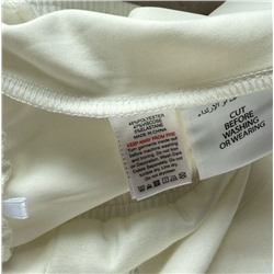 Детские спортивные штаны  Kappa  Состав: 48% полиэстер 47% вискоза 5% эластан. Количество ограничено !