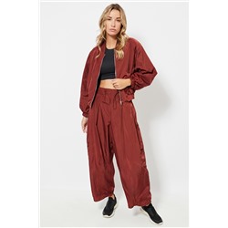 Pantalón wide leg cargo 7/8 cintura alta - Camel