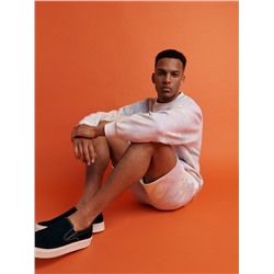Sweatshorts in Batik-Optik