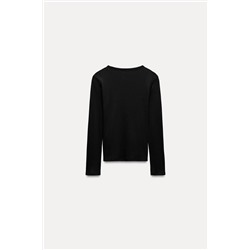 RIBBED LONG SLEEVE T-SHIRT