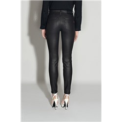 Pantalón slim fit Negro