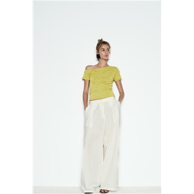 ASYMMETRIC KNIT CROP TOP
