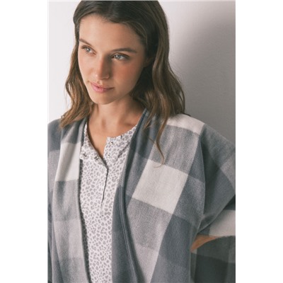Poncho estampado étnico gris