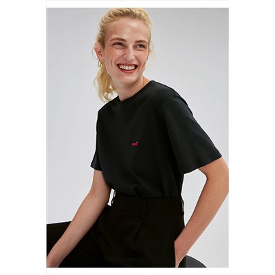MaviLogo Baskılı Siyah Tişört Loose Fit / Bol Rahat Kesim 1612122-900